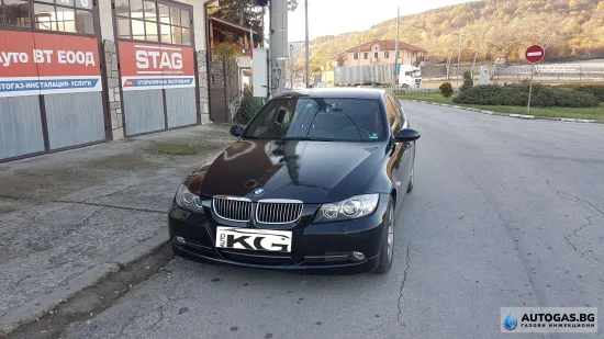 BMW серия 3 BMW 330 E90  258 к.с.  с газов инжекцион STAG и цилиндрична бутилка 55 л.