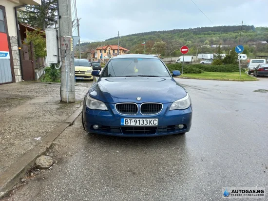 BMW серия 5 BMW 525 190 к.с.  с газов инжекцион STAG и бутилка на мястото на резервната гума 60л.